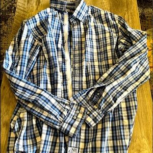 NAUTICA men’s long sleeve button down medium shirt. Blue/light blue.